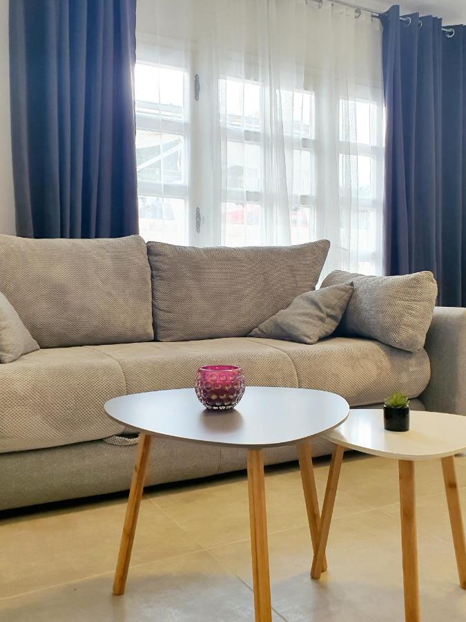Sea Star Apartments Pjescana Uvala Ngoại thất bức ảnh